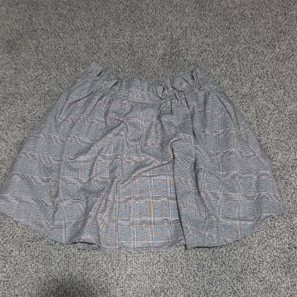 H&M Gray Mini Skater Skirt